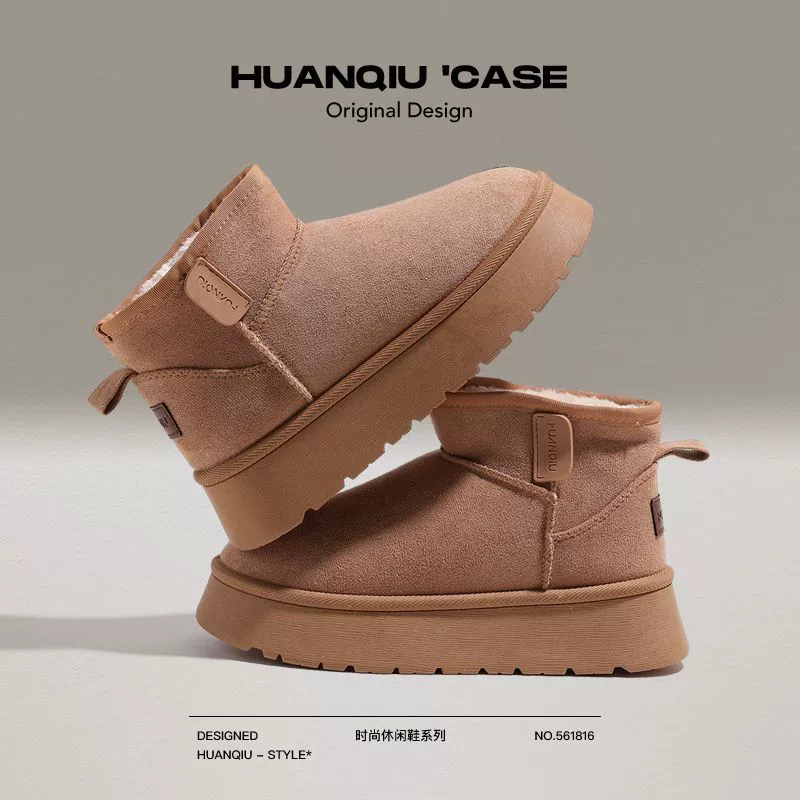 Warm boots, shoes platform for leisure