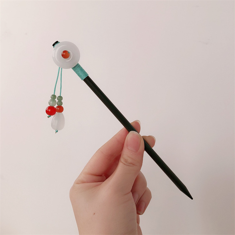 Horquilla de borla de estilo antiguo para mujer, tocado de Hanfu retro de alta gama, nueva horquilla de madera china, horquilla de paso, accesorios para el cabello