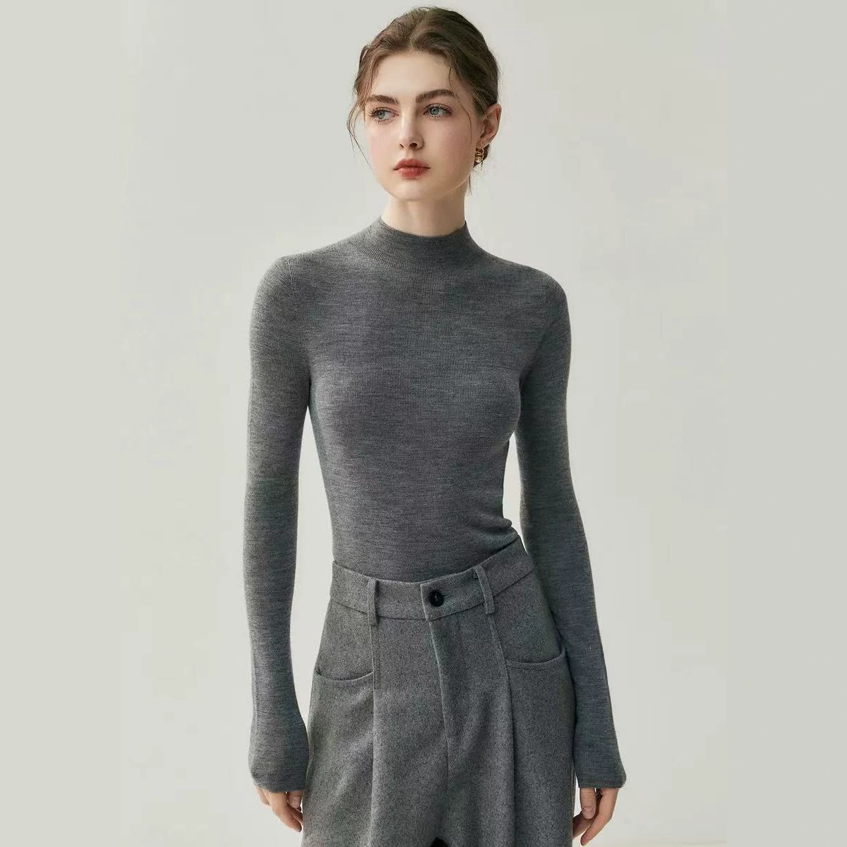 German Yangzi yarn 18-gauge seamless fine-knit 100% wool women's semi-high collar slim-fit thin sweater knitted base shirt