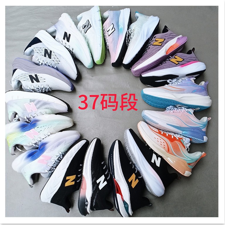 2025 primavera nueva NB con el mismo tipo de zapatos casuales de estudiantes de tamaño único transfronterizos puestos de suministro al por mayor tacones planos