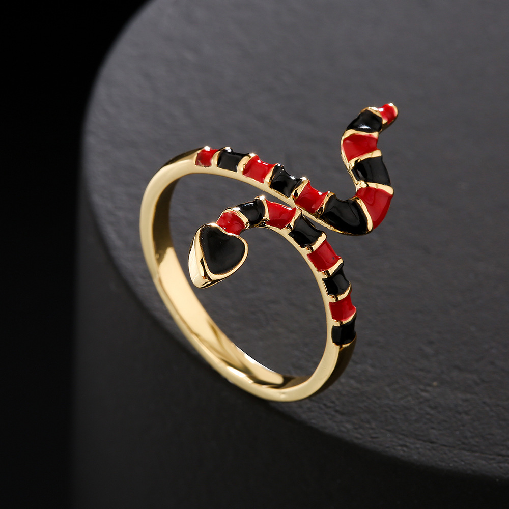 Fashion 18k Gold Dripping Snake Shape Copper Open Ring Female display picture 2