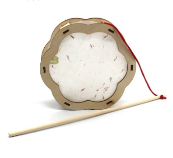 Juego de linterna-pequeña ciruela