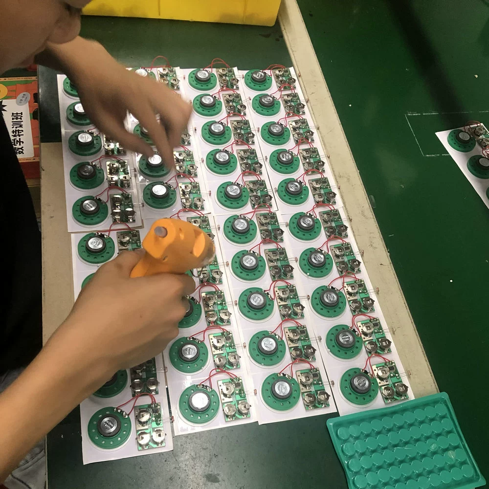 Музыкальное движение открытка музыкальное движение ТВ тема песня может обеспечить производство источника звука Voice Movement