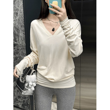 米白色v领长袖宽松T恤女早秋2024新款休闲韩版中长款百搭纯色上衣