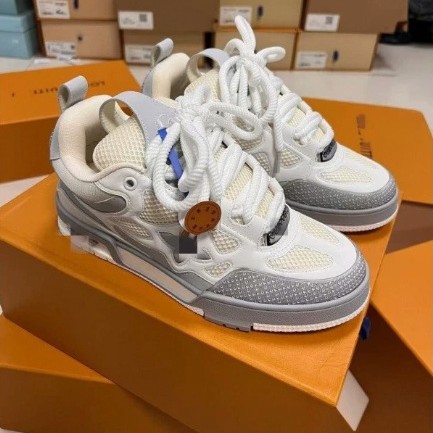 Foreign Trade Models in Stock for Cross-Border Wholesale: Lv-Style Men's and Women's Chunky Sneakers, Height-Increasing Thick-Soled Dad Shoes, Fashionable Versatile Sports Shoes