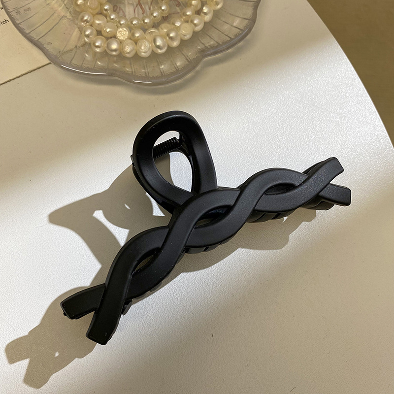 黒系大きいサイズ髪つかみminつや消しサメクリップ髪量多高级感后头部ヘアークリップ髪饰り|undefined