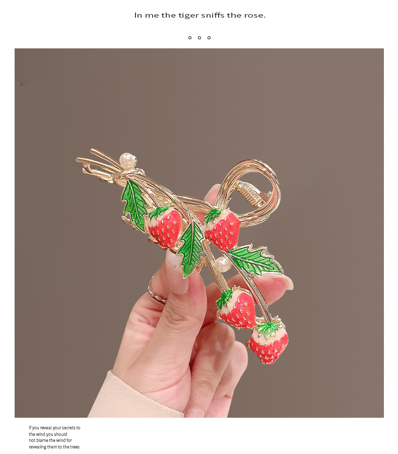 Sweet Leaf Strawberry Imitation Pearl Alloy Hair Claws 1 Piece display picture 3