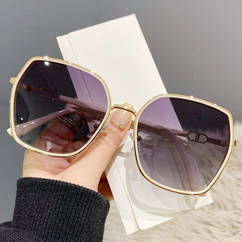 Internet celebrity street photography polarized sunglasses women's fashion trend starlight flash sunshade glasses outdoor travel sunglasses 8193