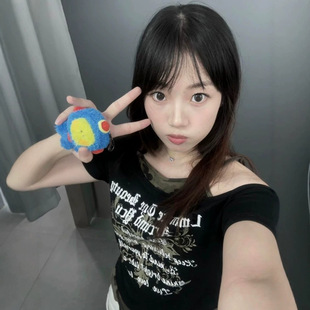 ��ɫ�Բ�¶�����T��Ů�ļ��¿����������������@����ʽ�͹�����