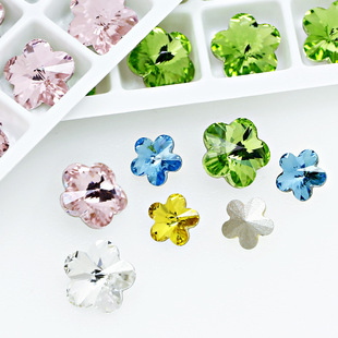 Dongzhou Crystal K9 Pointed Diamond Small Plum Blossom Jewelry Accessories High-grade Glass Diamond Shake Sound Explosions Manicure Diamond 6mm