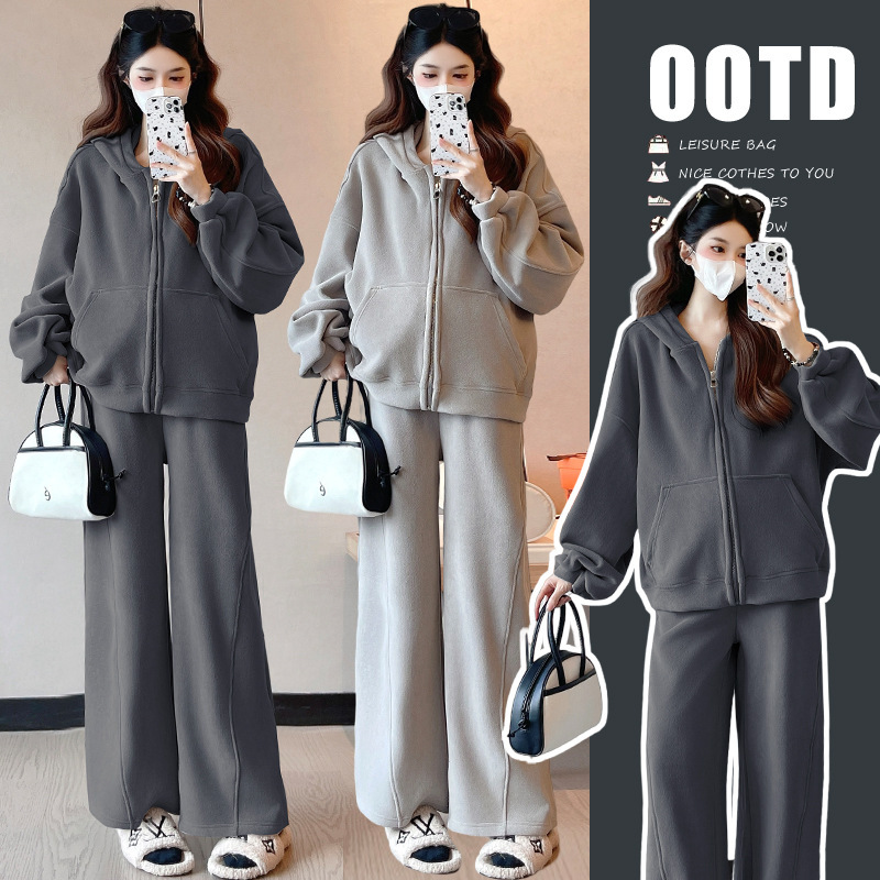 Maternity wear for autumn and winter, trendy and stylish for fashionable moms, thick double-sided fleece, casual American-style loose-fitting hooded sweatshirt set Maternity wear for autumn and winter, trendy and stylish for fashionable moms, thick double-sided fleece, casual American-style loose-fitting hooded sweatshirt set