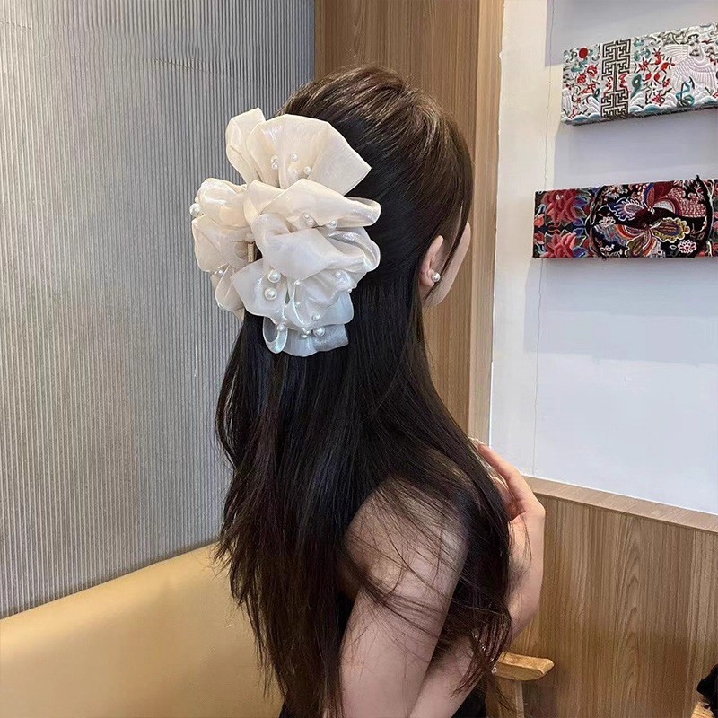 原版缎面大云朵泡泡抓夹女高级感后脑勺大号鲨鱼夹显脸小发夹头饰|undefined