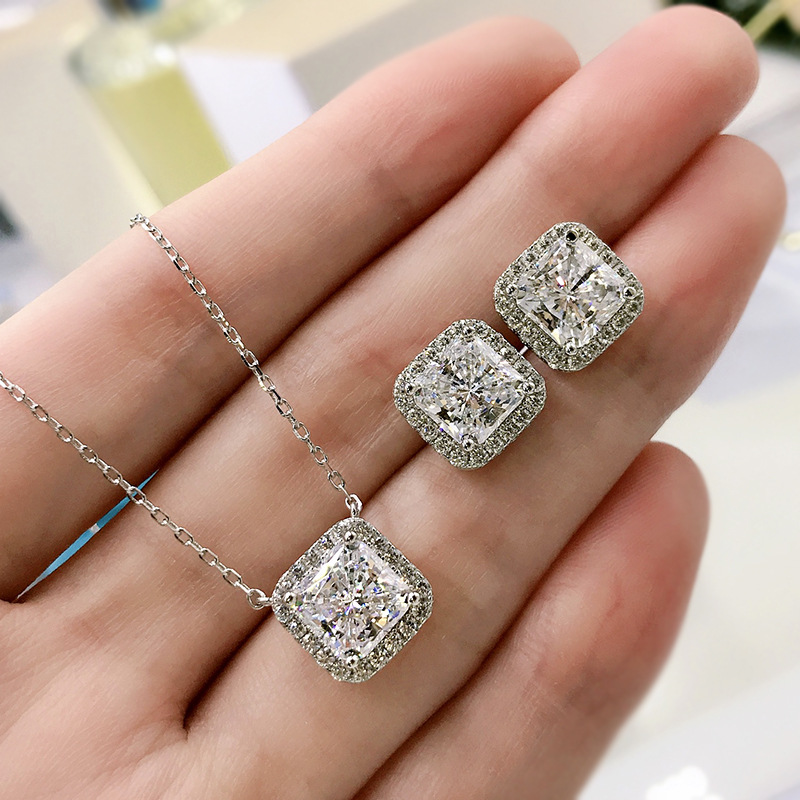 14g Weight High Carbon Diamond Inlay Material Pendant Necklace Classification cable chain Chain Type 1 Piece Quantity Holiday, Daily Occasion 925 Sterling Silver Material Square Pattern Women'S Gender Plating, Inlay Design Simple Style Style 925 Sterling Silver Cable Chain Plating Inlay Square High Carbon Diamond Pendant Necklace 2