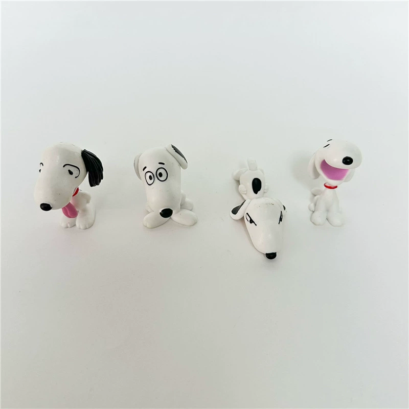 Навалочные игрушки классический мультяшный стиль 4 куклы Snoopy украшения DIY микро-ландшафтный торт