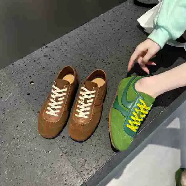 Европейская станция кожаная немецкая обувь женская ретро обувь 2024 новая дикая плоская шнуровка повседневная студенческая обувь