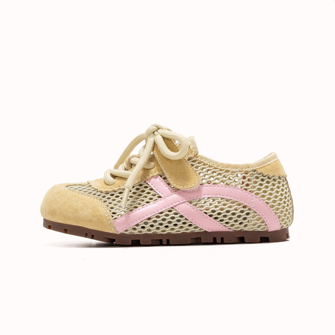 Zapatillas de deporte para niñas, malla transpirable 2025 nuevos zapatos de entrenamiento alemán para niños, zapatos deportivos de una sola red para mujeres casuales de todo fósforo de verano