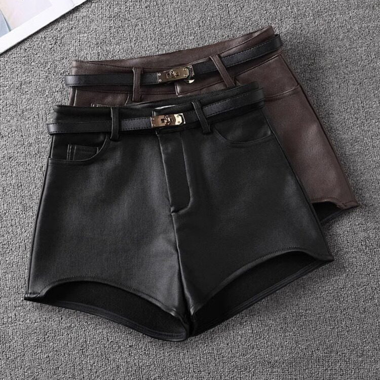 European and American Style Black Pu Leather Shorts for Women, New Autumn and Winter High-Waisted Slimming Fashion Shorts for Petite Figures, A-Line Wide-Leg Shorts for Outerwear
