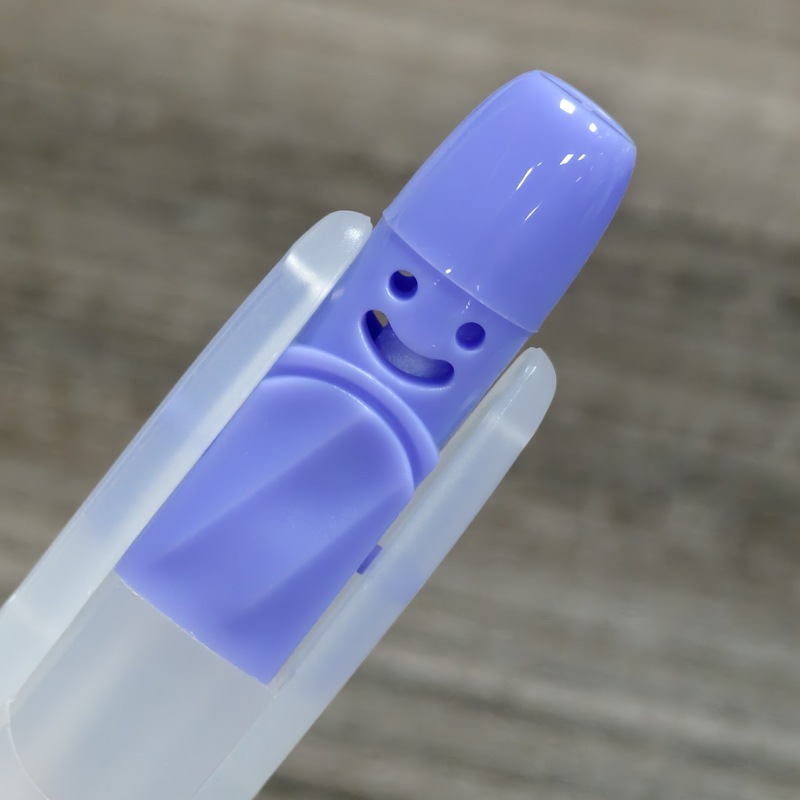 回転式スマイリーフェイスタイ式鼻通容器 二重用途鼻通空ボトル（綿棒付き） エッセンシャルオイル鼻通チューブ化粧品容器|undefined