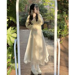 杏色のガーゼのスカートの半身のスカートの女性のスカートの小さい背の甘い気質の超仙森系のガーゼのスカートはやせている春秋を現します。
