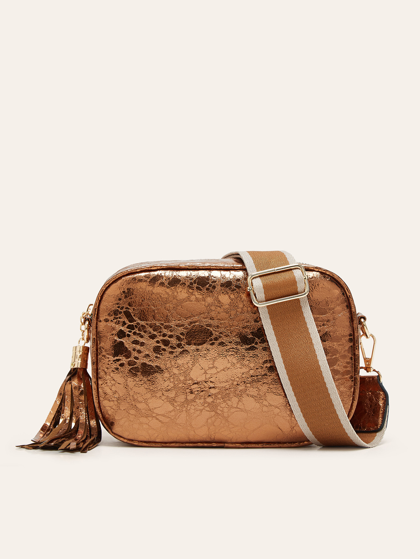 363g Weight Pu Leather Lining Material Zipper Closure Type Single Shoulder Strap Strap Type Camera Bag Bags Type Casual, Shopping Occasion Pu Leather Material Solid Color Pattern All Seasons Season Women's Gender Streetwear Style Square Shape Medium Size Women's Medium Pu Leather Solid Color Streetwear Square Zipper Camera Bag 18