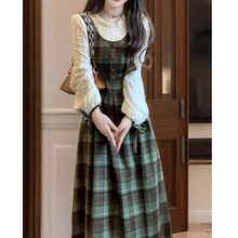 森系复古气质文艺格子连衣裙女装2025秋冬新款时尚假两件呢子长裙