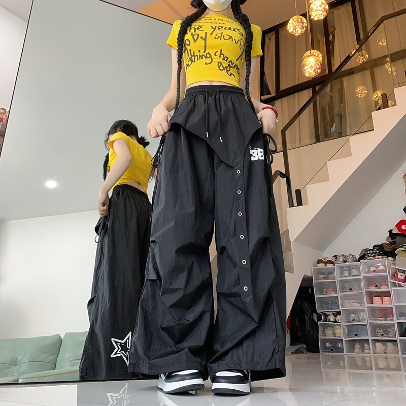アメリカのトレンディなストリートダンスホットガールオーバーオール女性の夏のヒップホップジャズダンスワイドレッグスポーツパンツバットカーテンプリーツパンツ|undefined