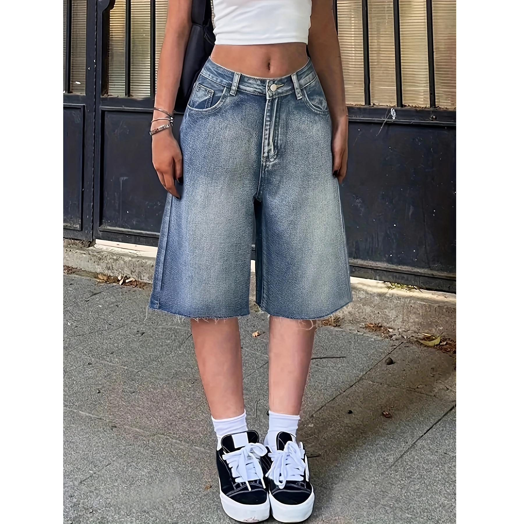 Cross-border European and American plus-size women's loose denim shorts, new cross-border model, washed denim knee-length shorts