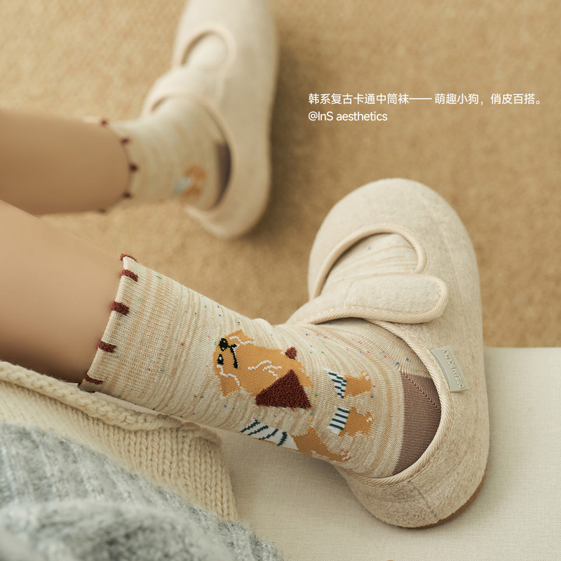 26 new styles of yarn socks with free threading and puppy pattern, women's mid-calf cotton socks 26 new styles of yarn socks with free threading and puppy pattern, women's mid-calf cotton socks