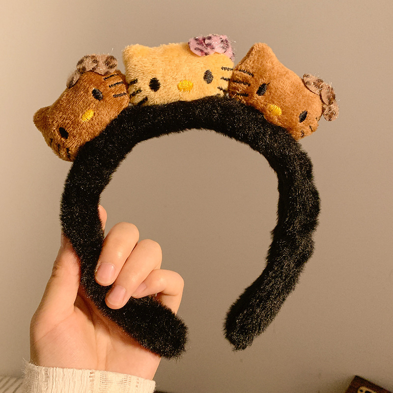 Gato negro kt