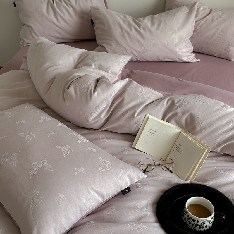Blogger-Style Butterfly Jacquard All-Cotton Four-Piece Set, Light Luxury Xinjiang Cotton, Dark Pattern, Thickened Autumn and Winter Brushed Version & All-Season Version Blogger-Style Butterfly Jacquard All-Cotton Four-Piece Set, Light Luxury Xinjiang Cotton, Dark Pattern, Thickened Autumn and Winter Brushed Version & All-Season Version