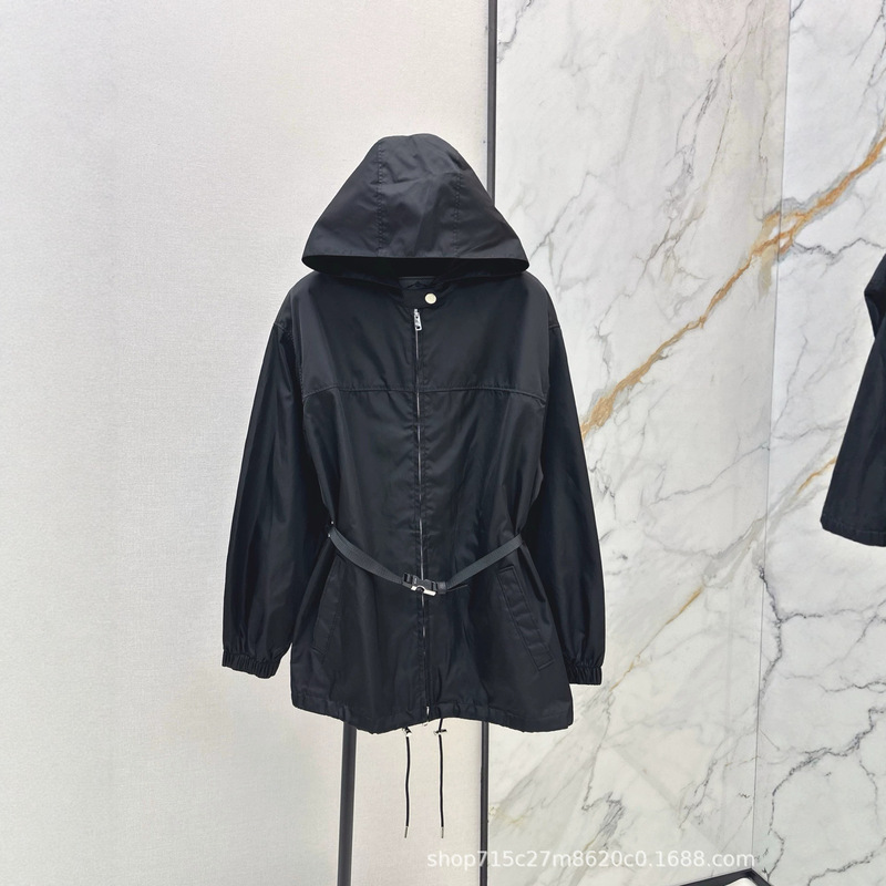 Shenzhen Nanyou 26 new early autumn zippered trench coat, loose fit, comes with a belt, youthful and fashionable Shenzhen Nanyou 26 new early autumn zippered trench coat, loose fit, comes with a belt, youthful and fashionable
