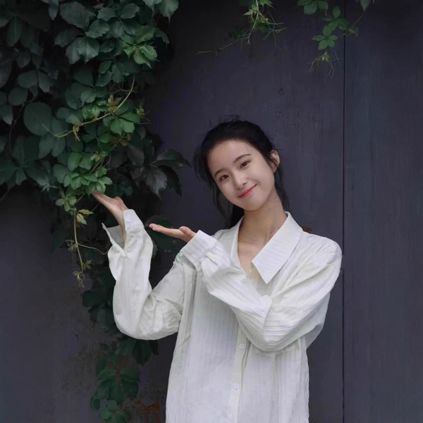 韩版刺绣格子衬衣春夏款女衬衫港风设计感小众长袖中新款开衫外套