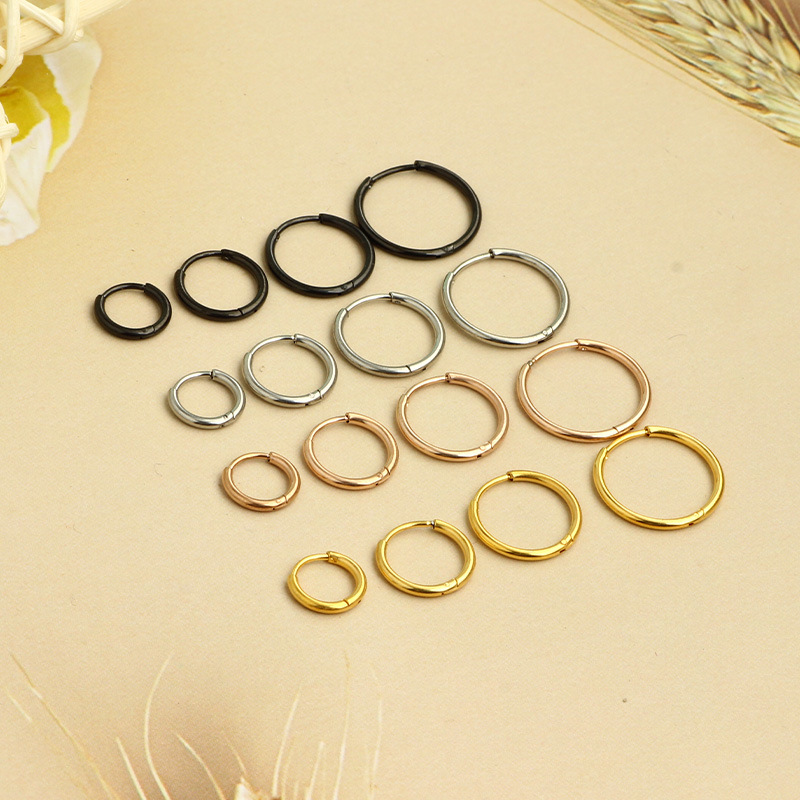 Silver pointed spike labret stud material detail