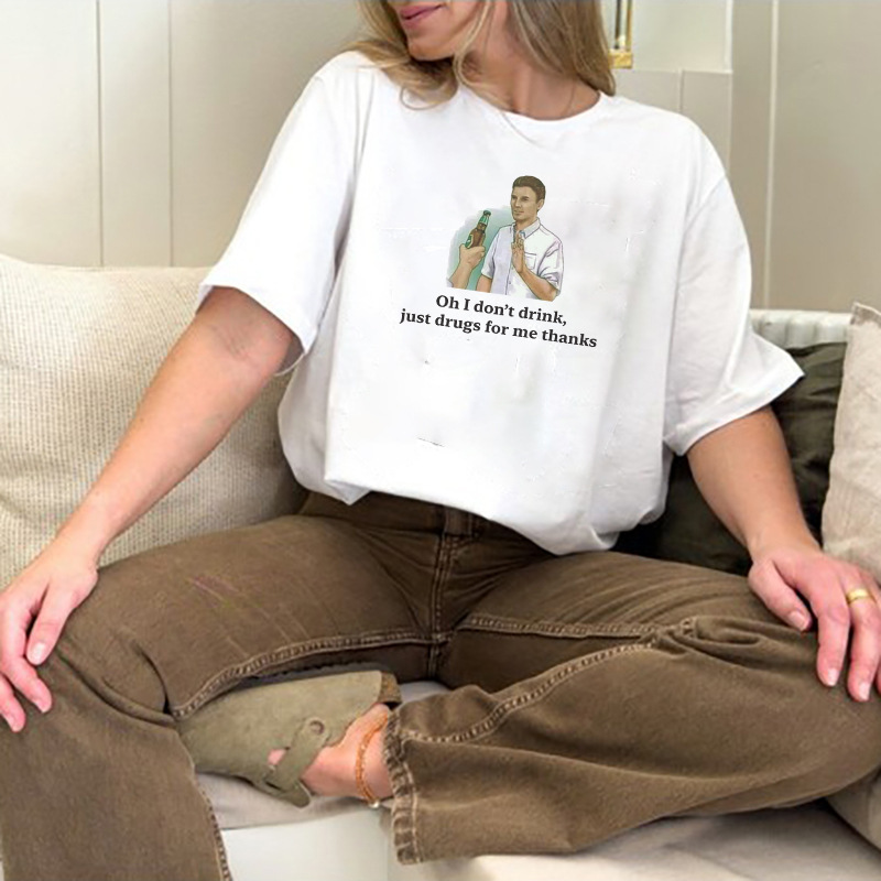 I Don'T Drink Women Funny Meme T-Shirt Egirl Grunge Graphic
