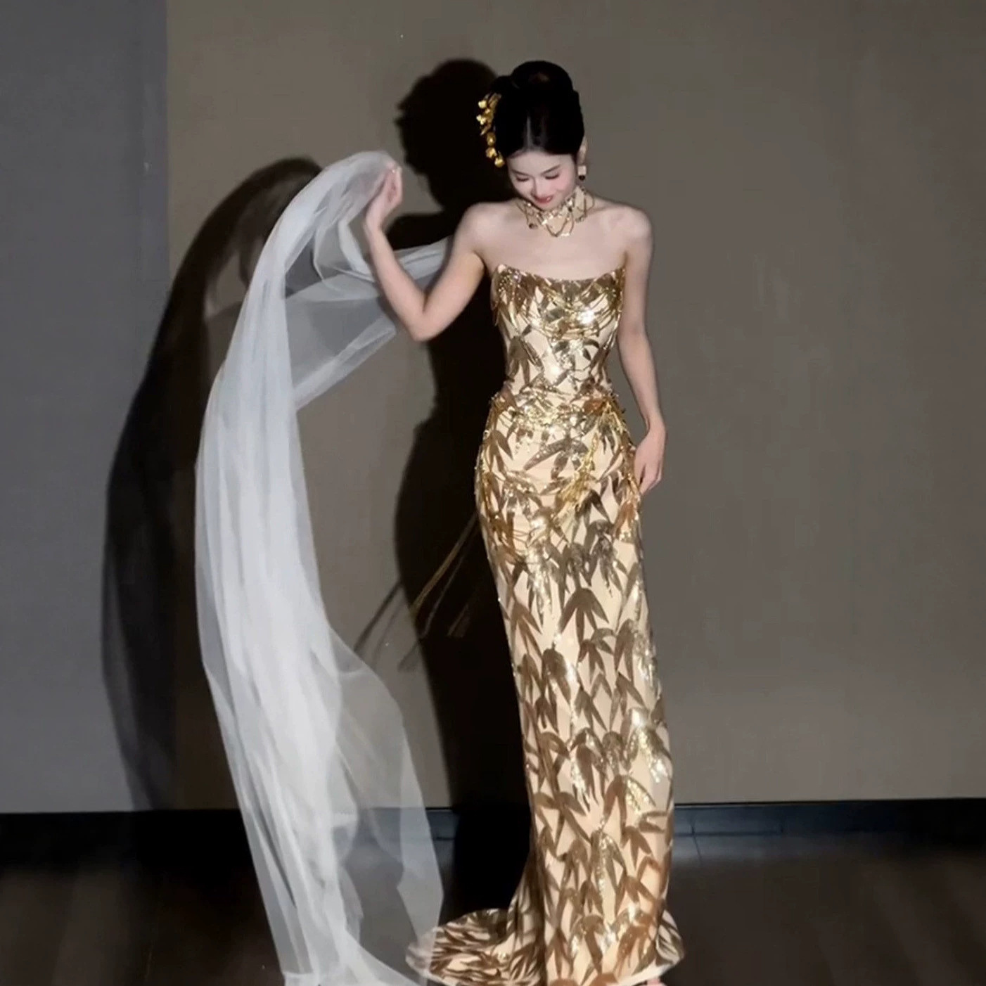 Elegant Strapless Gold Evening Gown For Weddings & Galas - A-Line Cocktail Dress For Petite Women_voghion.com