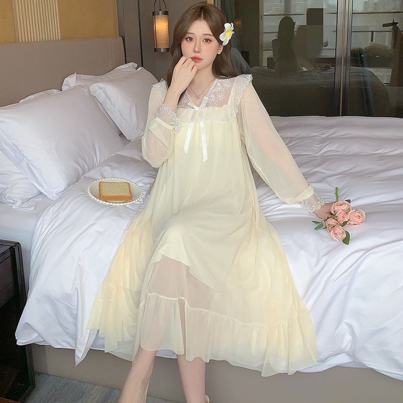 Ropa de casa de otoño con cojín de pecho de malla de cuello V princesa pijama fresco vestido de estudiante pijama de mangas largas dulce