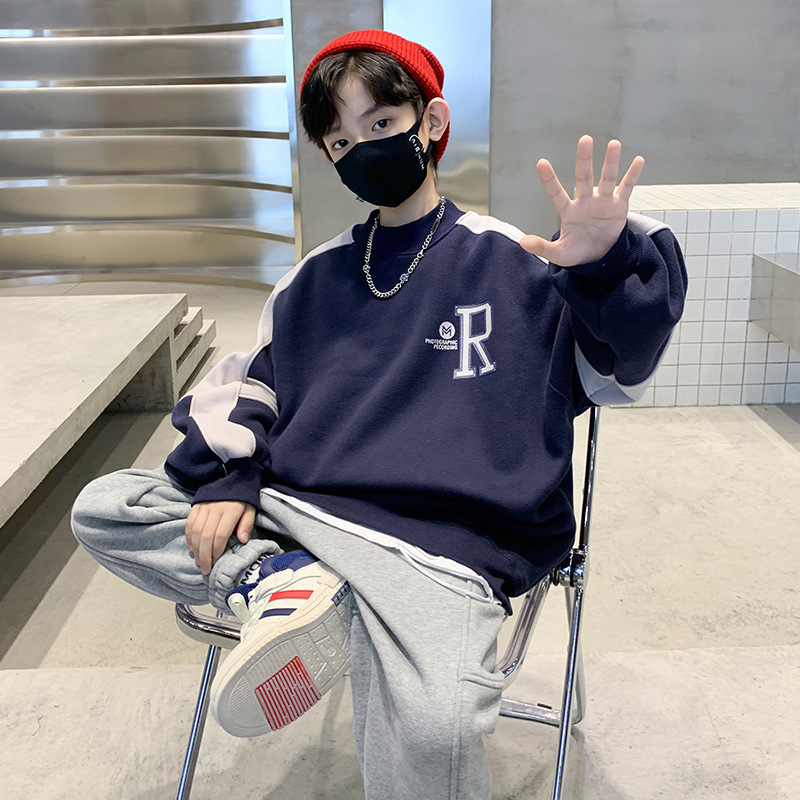 Children's fleece-lined Stitching Sweater One-piece Velvet Winter 2025 New Boys' Base Shirt Thickened Winter Korean Style Children's fleece-lined Stitching Sweater One-piece Velvet Winter 2025 New Boys' Base Shirt Thickened Winter Korean Style