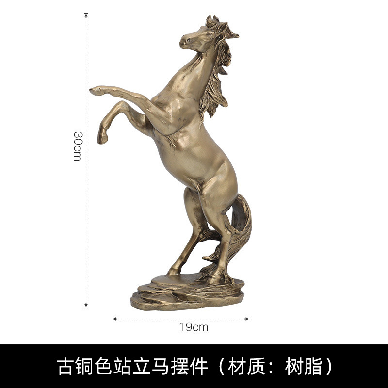 リビングルームの置物は軽くて豪華で高級な雰囲気のお酒棚の装飾品です。