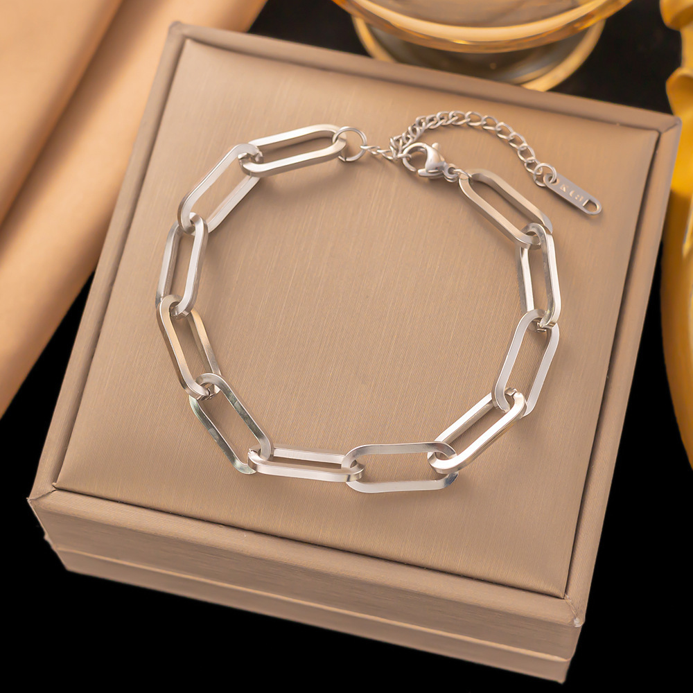 7【e29】thick cross chain bracelet steel color