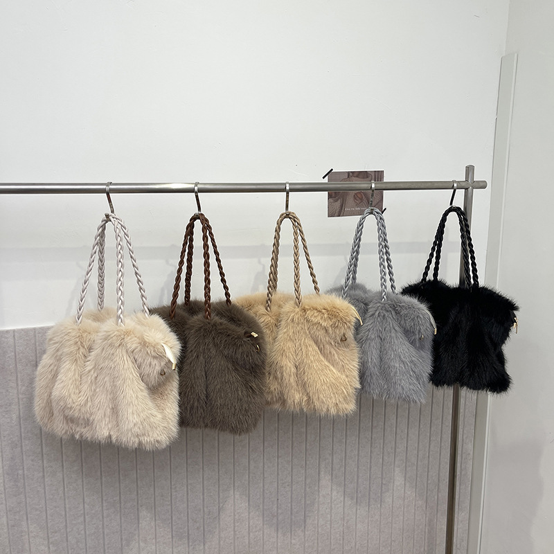 Nuevo bolso de lana de otoño e invierno bolso de hombro de mano plisado de alta calidad para mujer bolso de mensajero de gran capacidad bolso de lana Tote