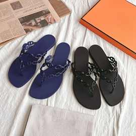 H链条猪鼻子人字拖 TPU带亮光果冻鞋 外穿平底沙滩夹趾凉拖鞋女