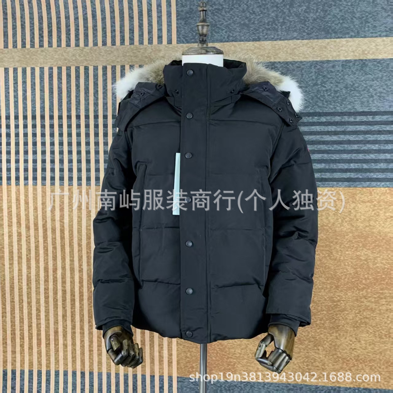 Canada Goose Wyndham Parka Down Jacket Fur Trim Black