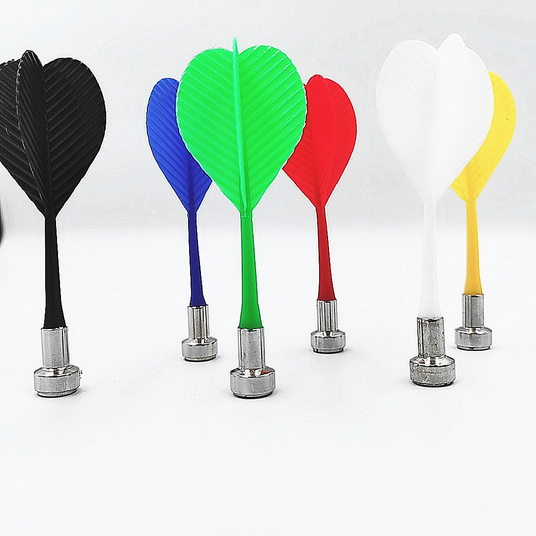 Children's leisure toys, large magnetic head electroplated bright and strong magnetic force plates, magnetic darts 85mm long