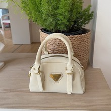 小众设计包包女2025新款春夏百搭单肩斜挎包高级质感手提保龄球包