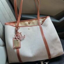 �羳����С��ԭ�����Q2026�¿�����Ů������Ҹ�μ�ُ�����Ů