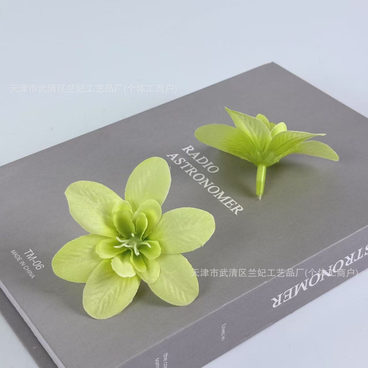 Orquídea de simulación cabeza de comida plato flor de corona de novia flor de pecho flor de muñeca hacer caja de regalo flor de ópera flor de pinza