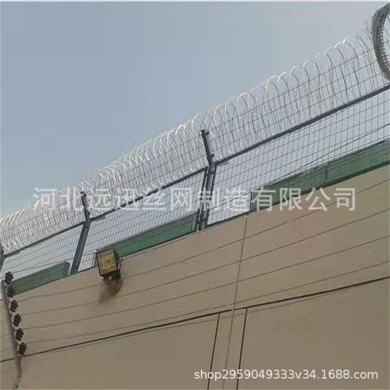 监狱护栏网 Y型柱护栏 机场边境防护安全围栏网 看守所隔离钢网墙