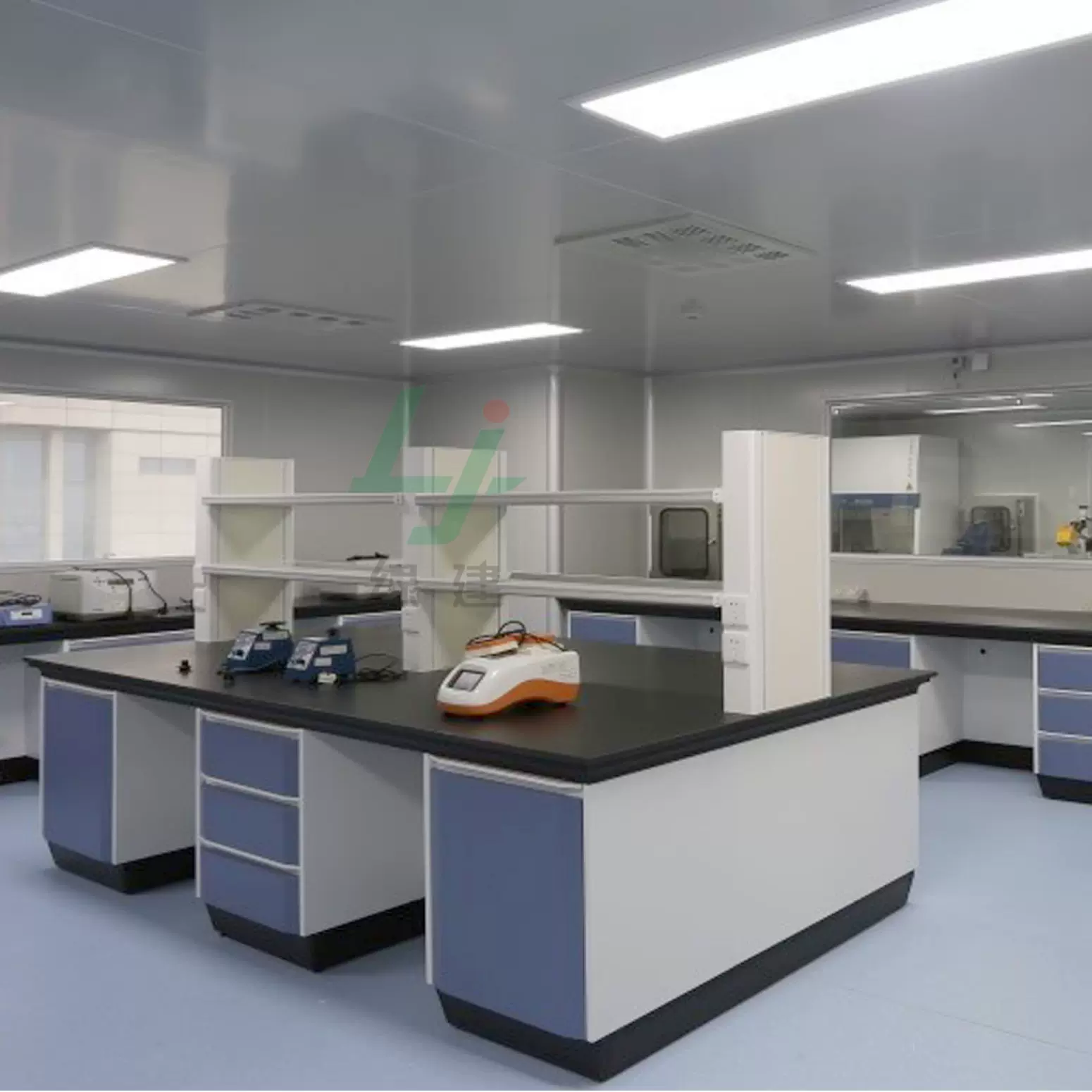 无菌室实验室设备全钢实验台实芯理化板耐腐蚀耐刮画台面工作台