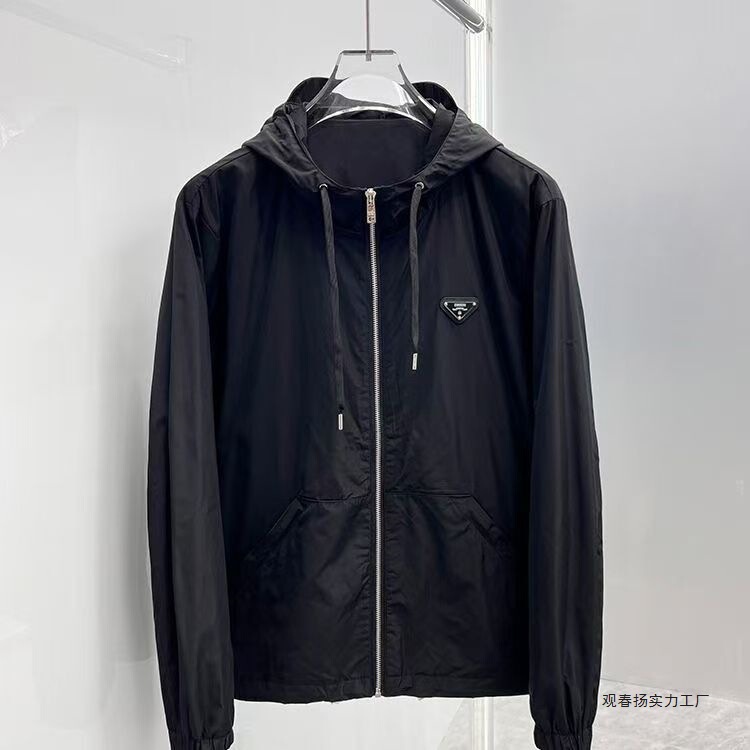 High-end trendy European brand 2026 Spring/Autumn European style unique triangular casual outdoor hooded jacket couple's top High-end trendy European brand 2026 Spring/Autumn European style unique triangular casual outdoor hooded jacket couple's top
