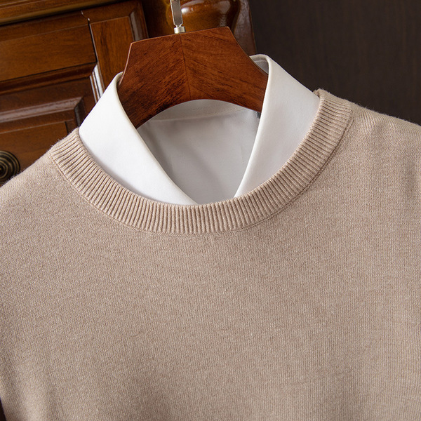 Demi-season classic base T-shirt with a round collar